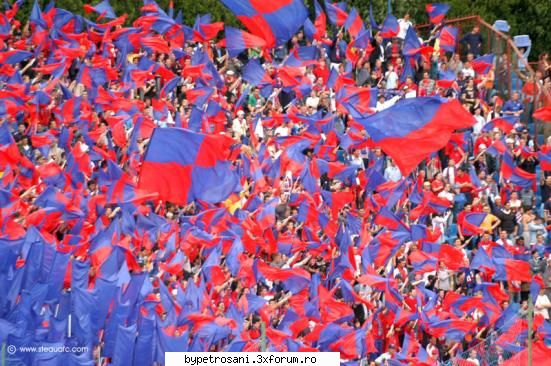 ye dinamo a furato si steaua e pe primu loc :d  bv ;) romania